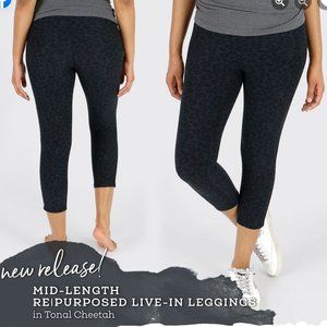 NWT Grace & Lace Mid-Length RePurposed Pocket Leggings in Tonal Cheetah Size L